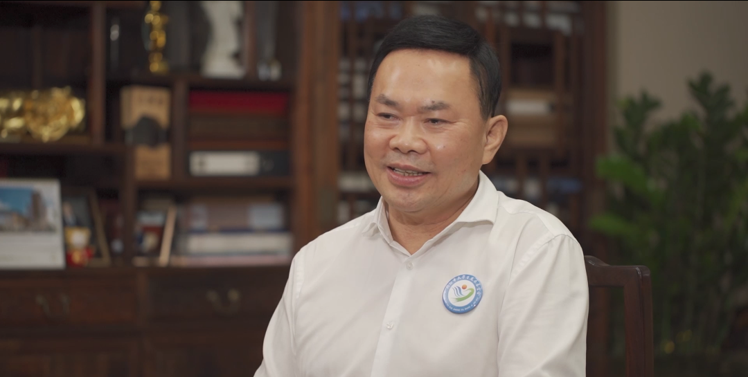 公益的力量丨官方认证的服务平台董事长庄重：慕贤思齐，大山儒商丹心为公益
